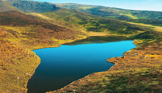 Mount Kenya Lake Ellis Day Hike